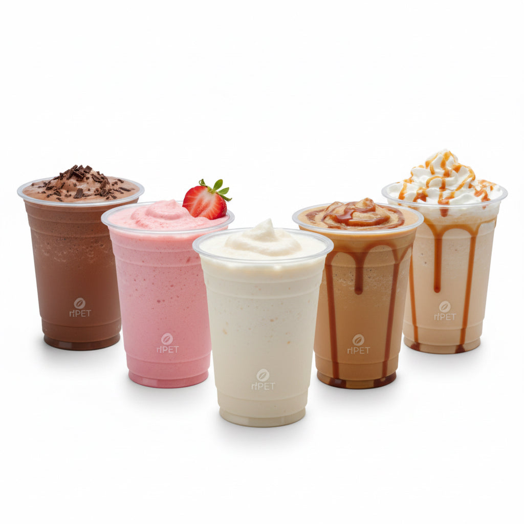 Pahare transparente rPET 300 ml umplute cu fructe proaspete și iaurt, ideale pentru servire.